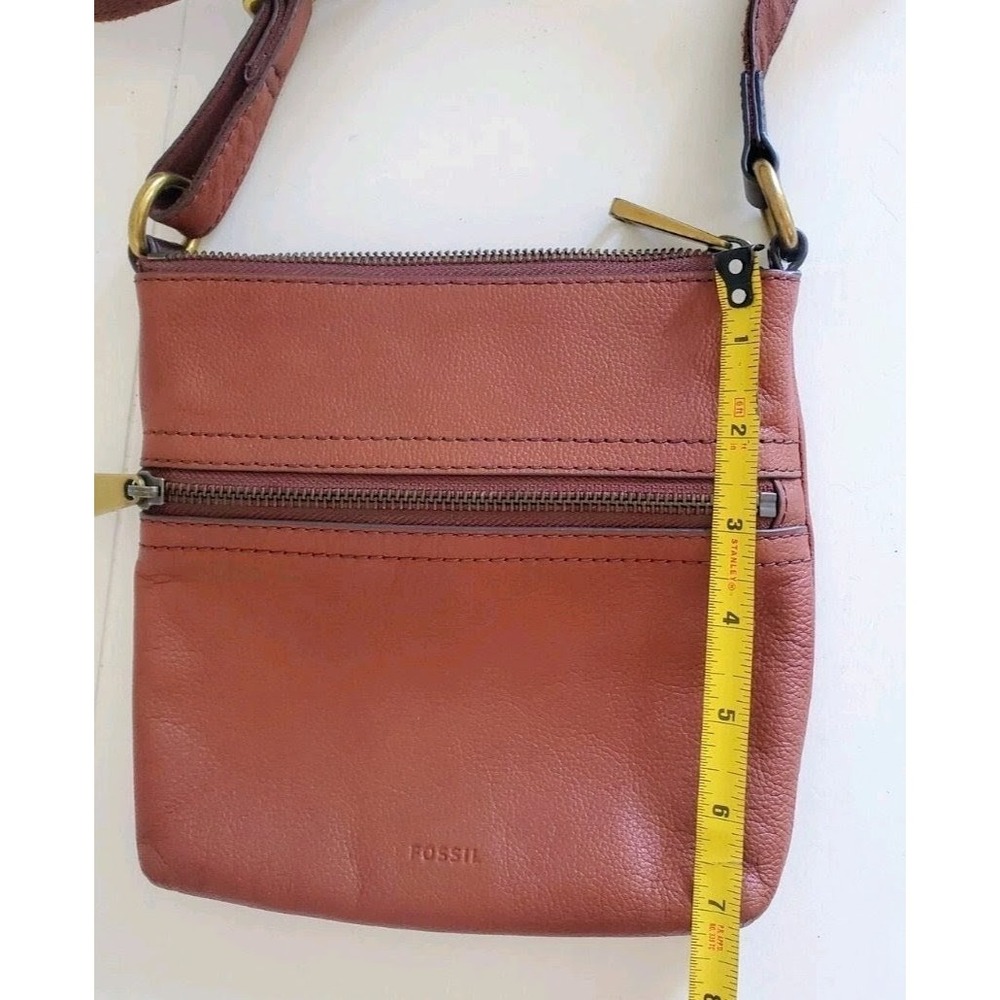 Fossil Voyager SM Crossbody Bag Brown Leather Small Messenger Brass Hardware - Picture 9 of 10